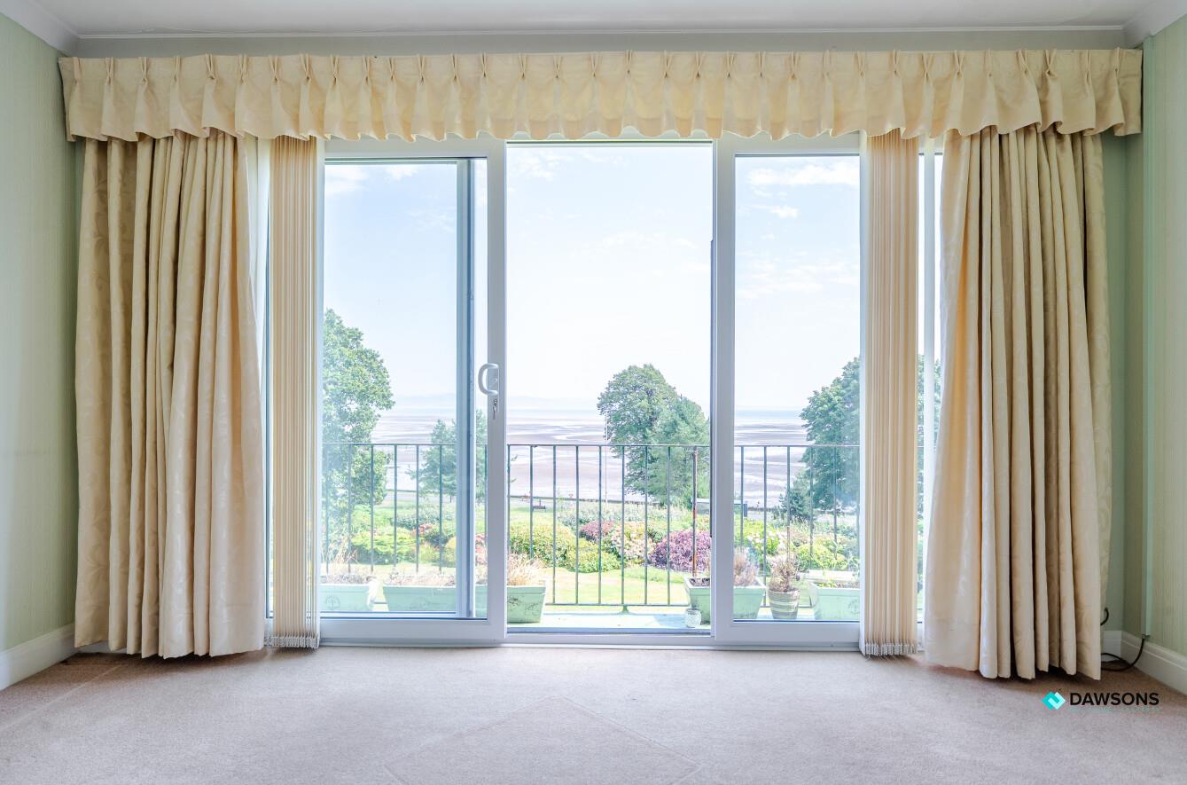 Huntington Close, West Cross, Swansea, SA3 5AL